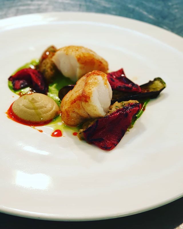 Dan_AshmoreChef's tweet photo. Some beautiful scotish monkfish and some amazing Mediterranean vegetables. Everything is super early in season this year. Love it!
#food #foodporn #tasty #michelin #aa #aarosette #goodfood #hashtag #chef #thestaffcanteen #chefseye #edinburgh #thepompadour #delicious #goodfo… https://t.co/5zvczmbGHz