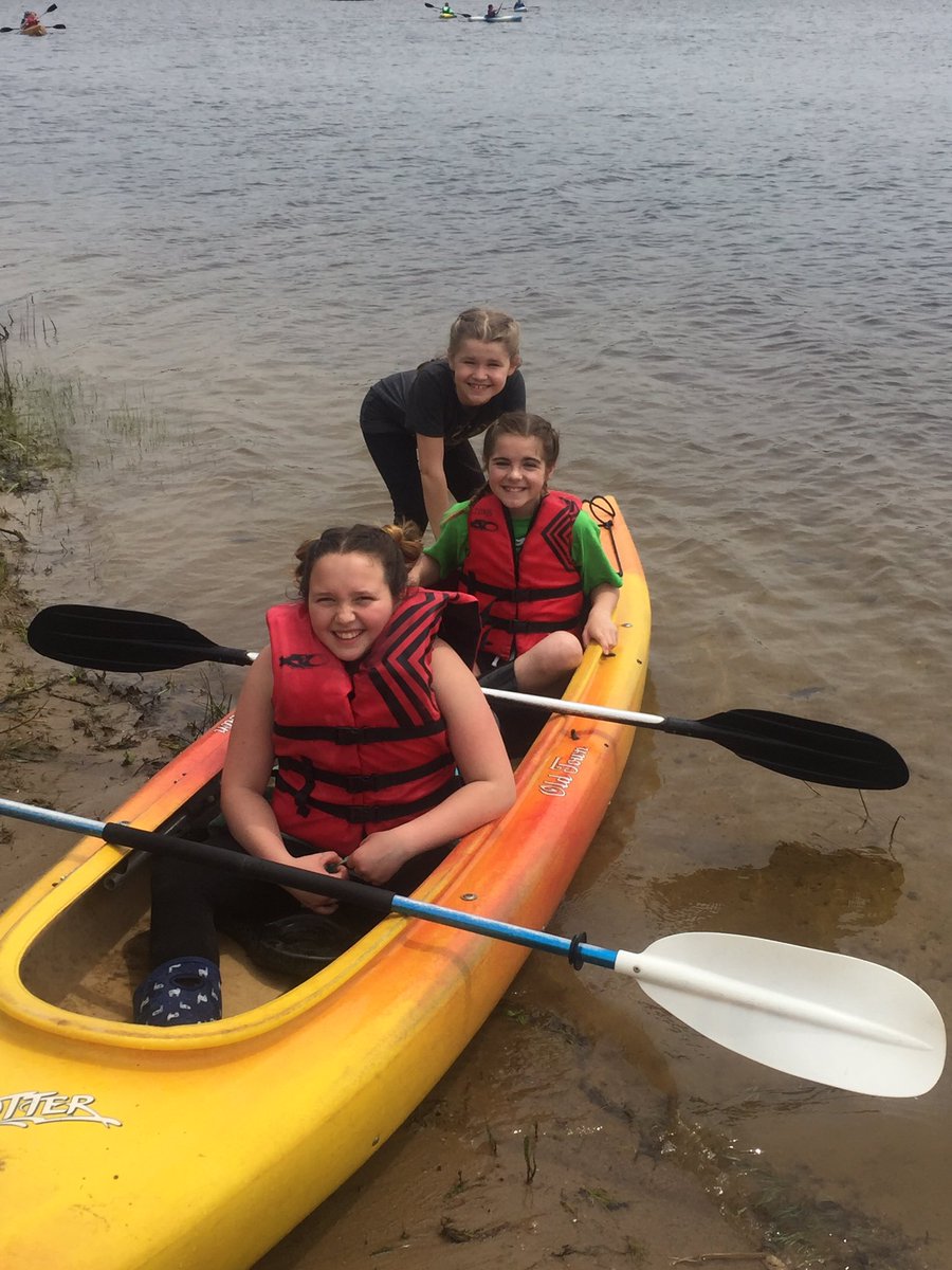 #dolsenthinkers enjoy the water and being persistent kayakers!