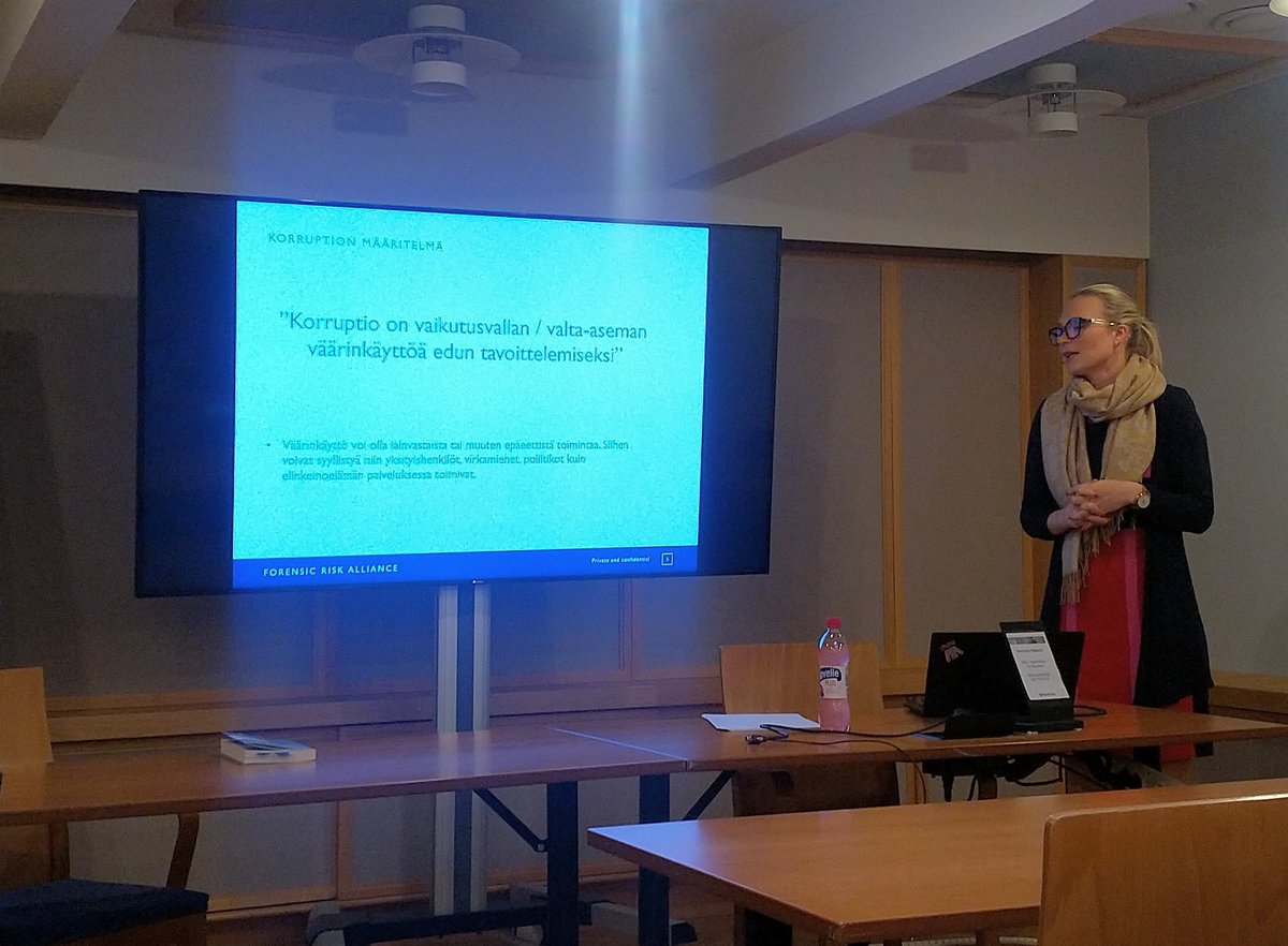 Kiitos Viivi Lajunen mielenkiintoisesta katsauksesta korruptioon Suomen kontekstissa <a href="/superlajunen/">Viivi Lajunen</a> #acfe #acfefinland