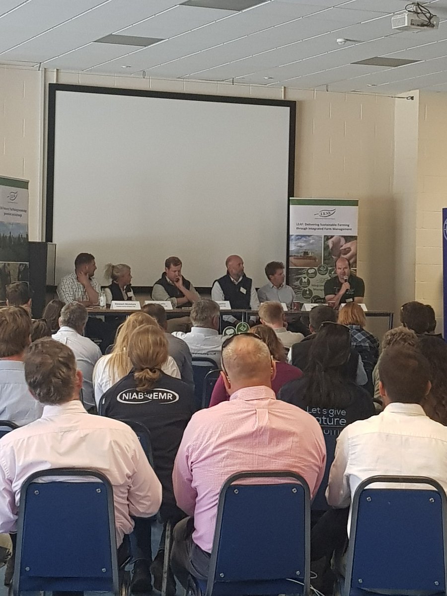 Fantastic day at the LEAF IFM Field Event - The Economics of More Sustainable  Farming. Thank you to all of the team at Cambs Farms Growers. Great turn out, another successfulevent @LEAF_Farming