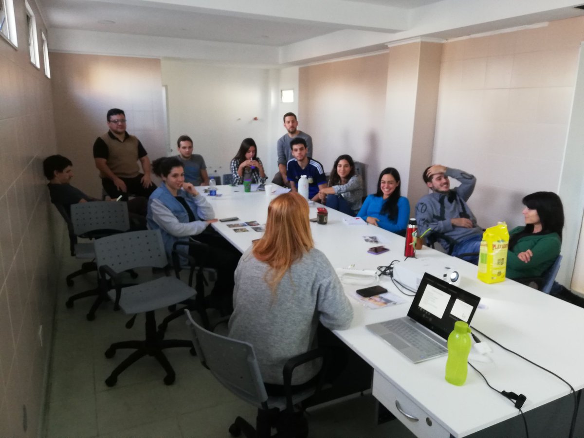 S_Esteban_'s tweet photo. Clase 2 del taller de salud pública en AGISE! Con @Daiitae @DistintIvox @mana_rt @poncemic1 @frscagnetti https://t.co/qvmYocstIx