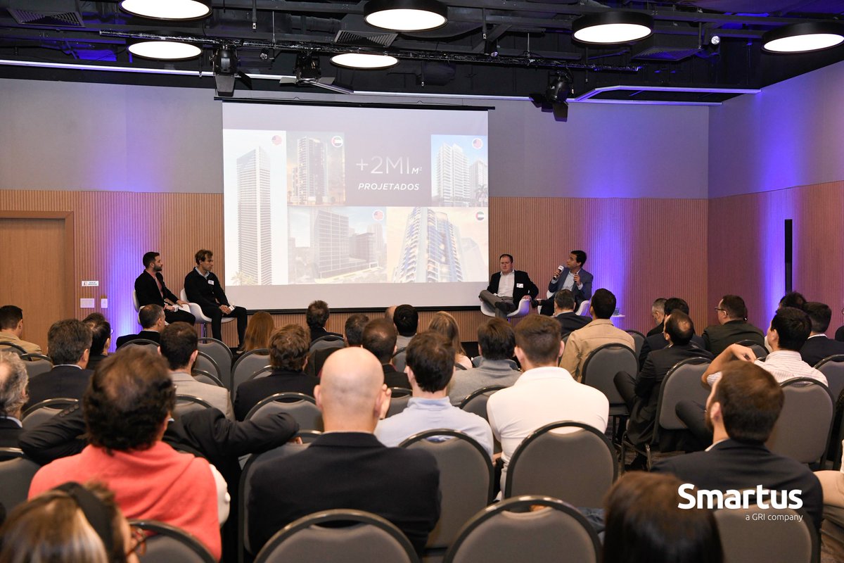 smartusbr's tweet image. A tarde se inicia com debates sobre como o setor imobiliário pode se beneficiar do blockchain e de como empreendimentos pré-fabricados e modulares estão inovando o modo de elaborar e executar projetos. #SmartusProptechSummit #Proptech #SãoPaulo #SP #Smartus