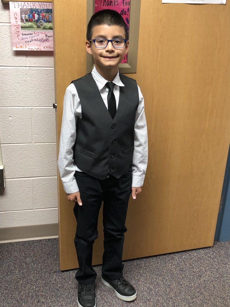 CamelotFCPS's tweet photo. This 3rd grader said that his first SOL was a very important event—so he dressed up for it!  He knows that attitude counts! https://t.co/vK6IWZUQ0j