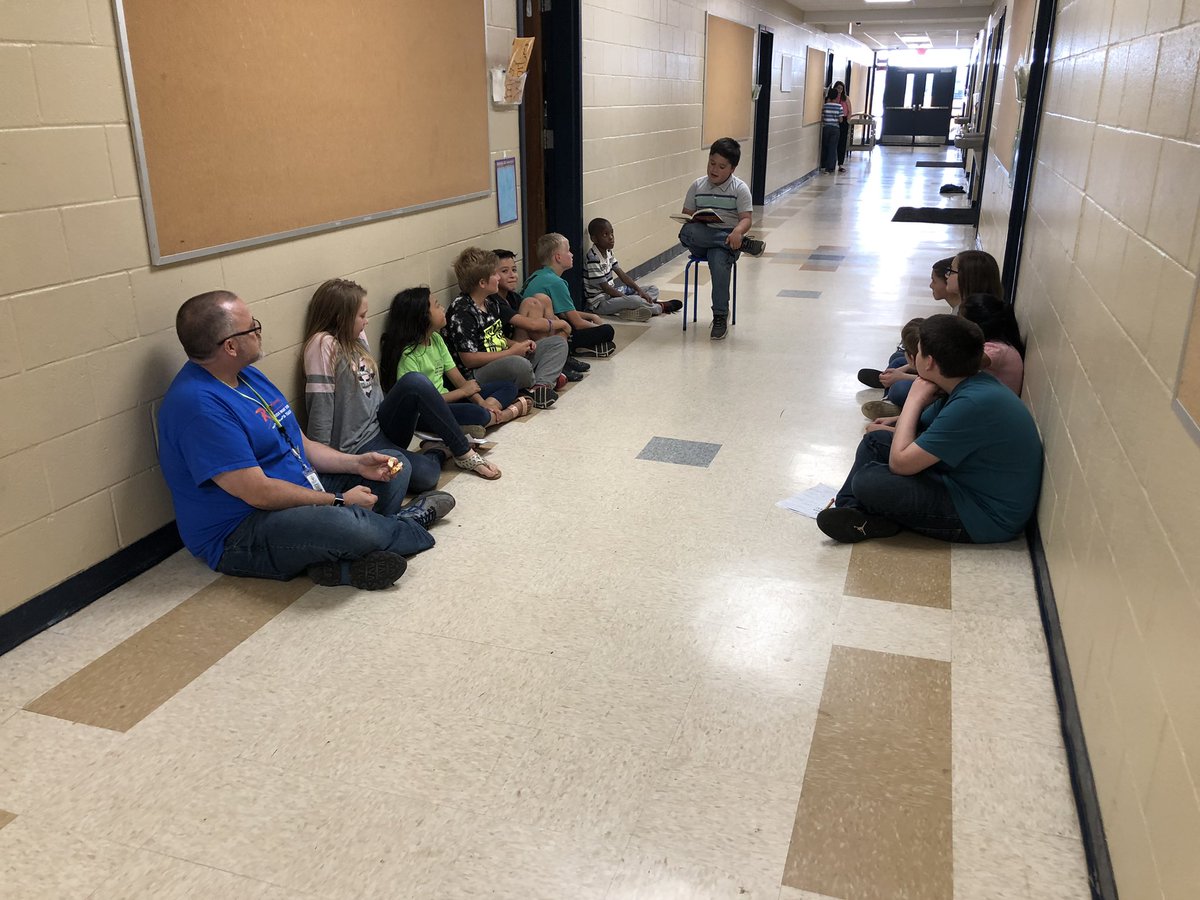 RUESRCSD's tweet photo. Shhhh were reading Rowley Jefferson's diary. #wimpykid #WhereKidsWant2Be https://t.co/7wC36n8Mdh