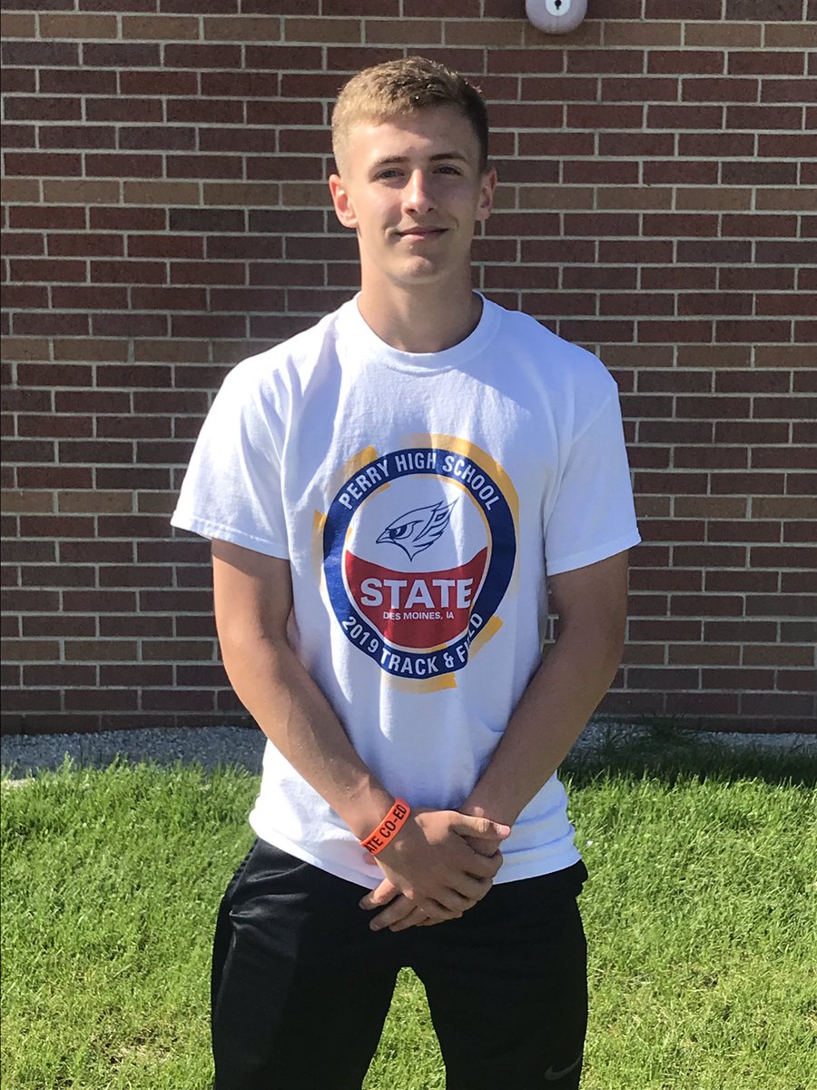 BluejayTrack's tweet image. Kato Dougan will be up 1st in the 100! They are running 5-10 minutes ahead of schedule. Good Luck Kato!