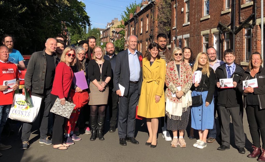 Great to see many of our young members, joined by <a href="/TracyBrabin/">Tracy Brabin WY 🌹</a> &amp; <a href="/RachelReevesMP/">Rachel Reeves</a>, out today supporting <a href="/UKLabour/">The Labour Party</a> candidates including our very own <a href="/jawadkhan1998/">Jawad</a> in Leeds today. It’s one week to go till the election, remember to have your say!