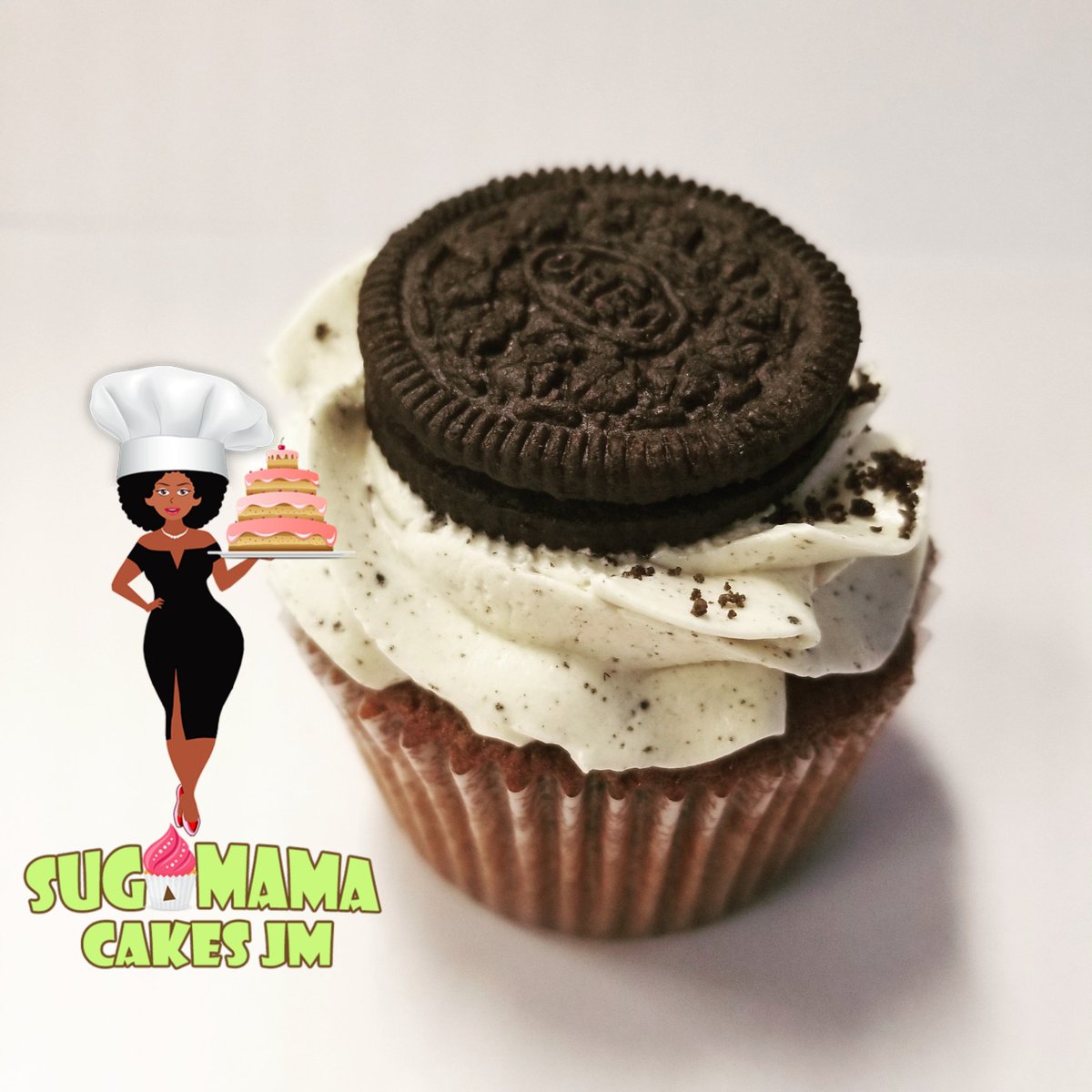 For $3600.00 per dozen, the beloved Oreo Cupcake is a triple threat with a sneaky surprise on the inside. #cupcake #oreo #oreocupcake #yummy #yummyfood #sweettreat #foodporn #pastryjunkie #cupcakeaddict #sugarrush #sugamamacakesjm #bakeday #bakelife #chocolate #chocolatecupcake