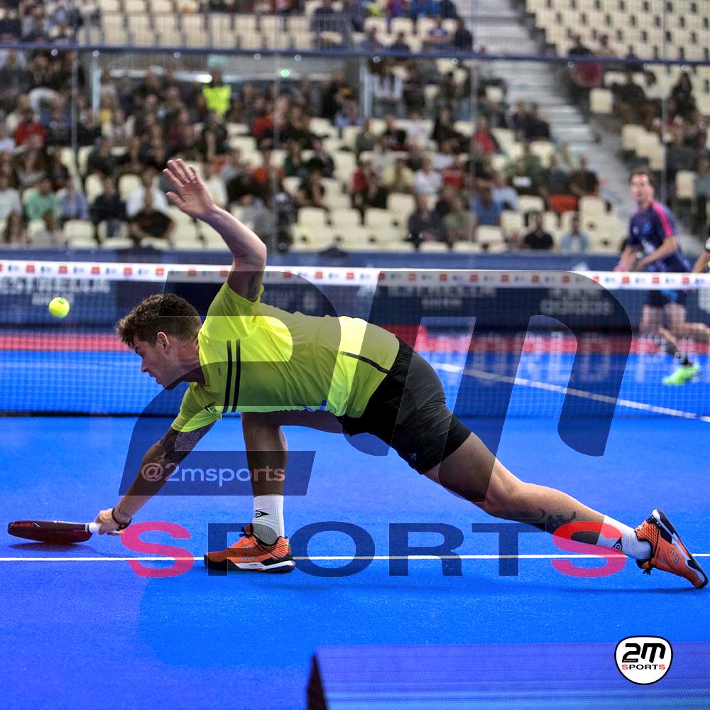 dosmsports's tweet photo. EstirΓ‘ndose, esforzar y llegar
#MyWorkingTime
#Padel #WPTVigoOpen #2MSports π· @dosmsports https://t.co/5PyiqyQU0y