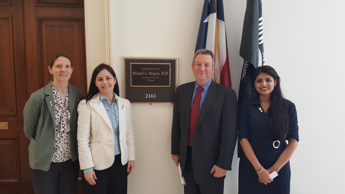 Thank you Congressman <a href="/michaelcburgess/">Michael Burgess, MD</a> for hearing about #rheumatology patient issues: step therapy reform, #fixpriorauth, DoD research for #arthritis, physician shortages, &amp; bone health! We appreciate your support!! #Act4Arthritis <a href="/ACRheum/">American College of Rheumatology</a>