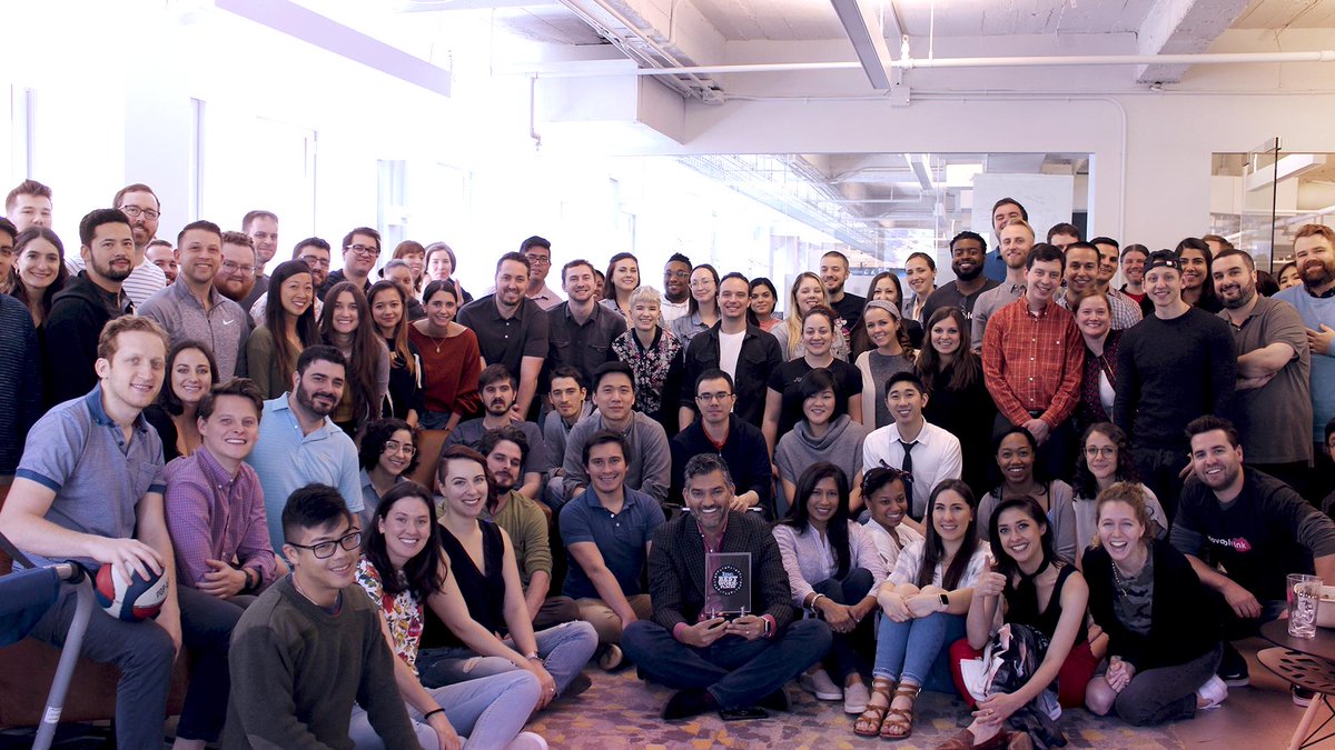NYC HQ with our #IncBestWorkplaces Award! 🥳@movableink @inc