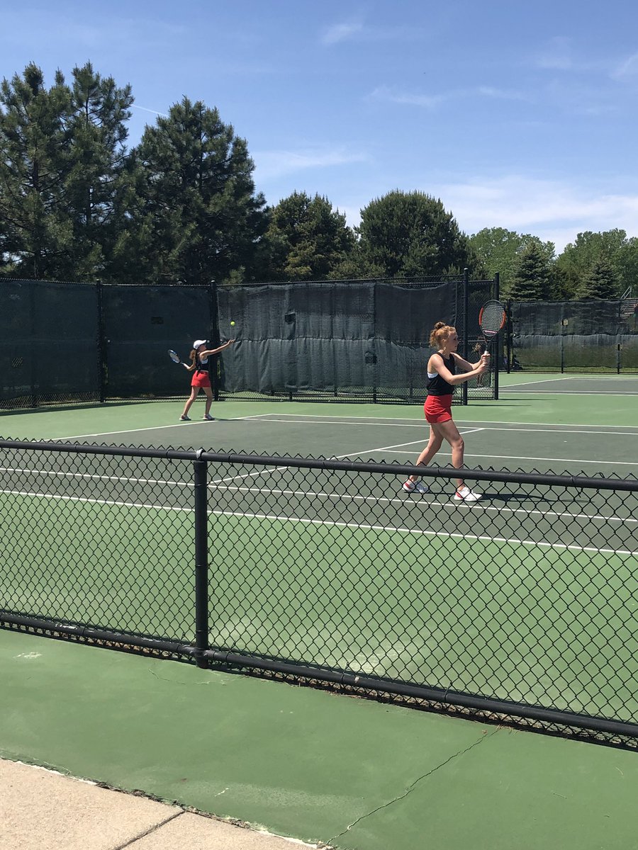 #1 doubles team of Avery Smith and Baylor Pope take down the 8th seeded Kearney Bearcats 6-4 6-1 🎉 Emma Bergmeyer at #1 singles falls to Papio. Emily Smith and Madalyn Brandt at #2 doubles were down 2-5 when they had to leave for an IB exam ☹️❤️