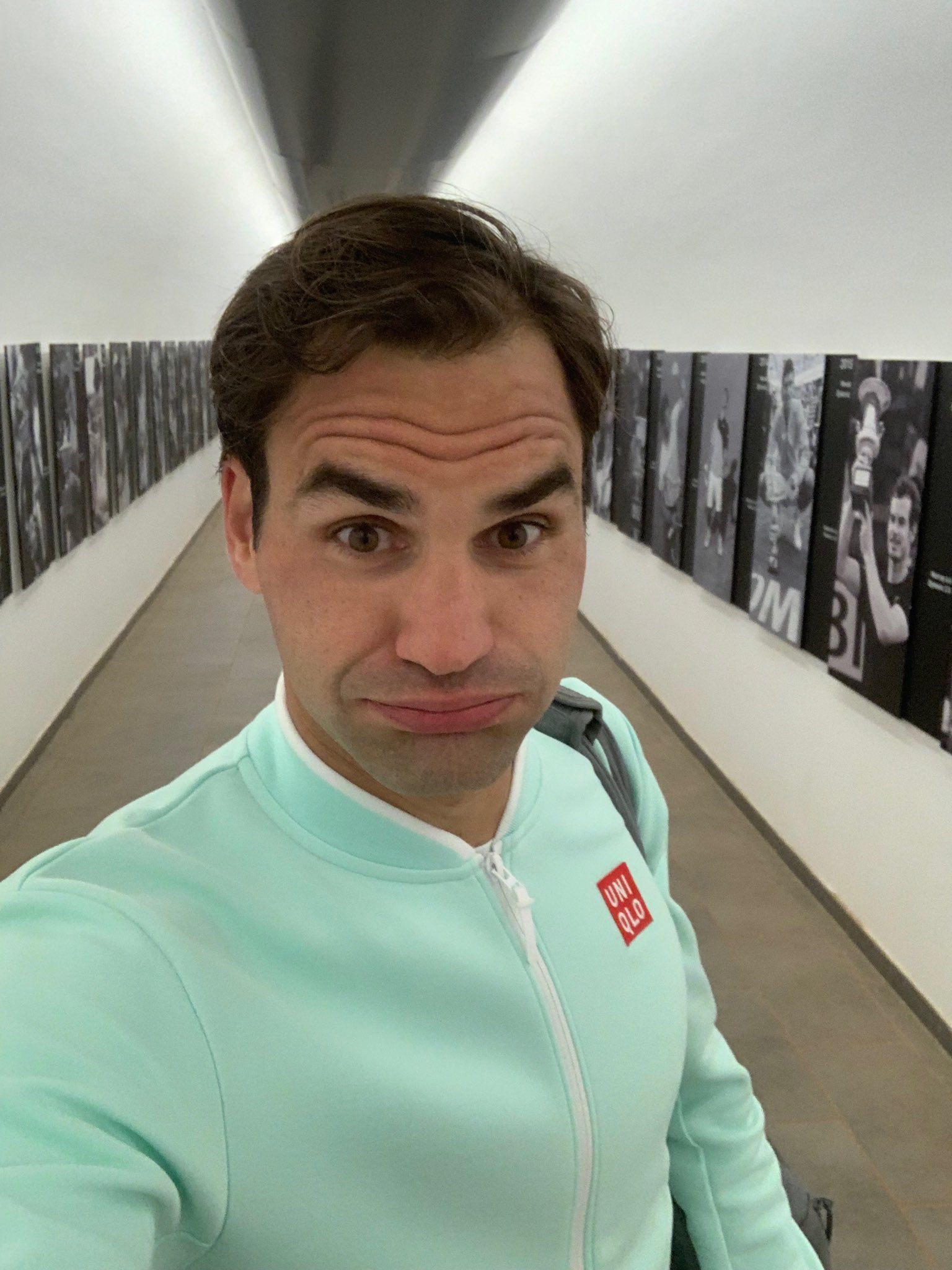 Roger Federer on Twitter: "🤨😬😄 https://t.co/g1n5EuXA0a" / Twitter