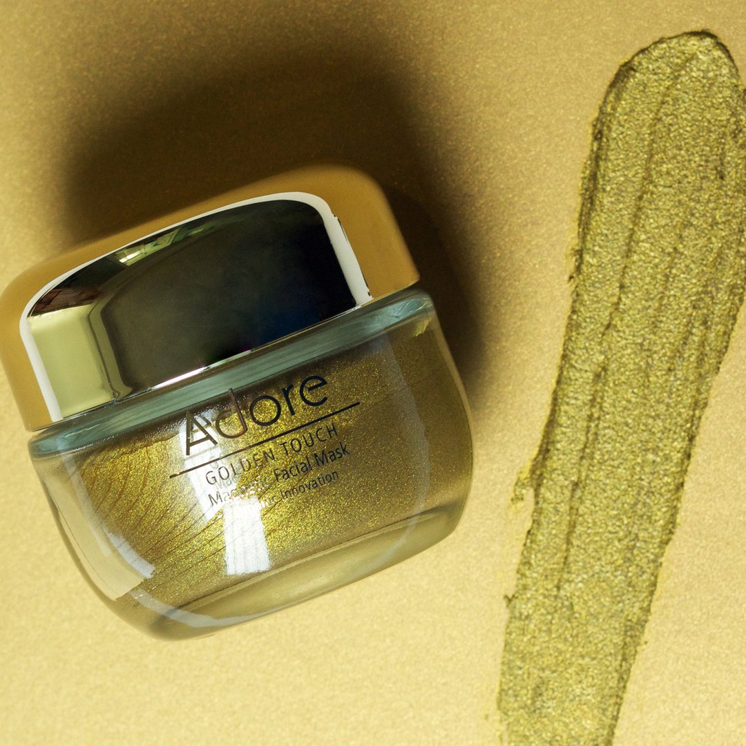 Adore Cosmetics / Twitter