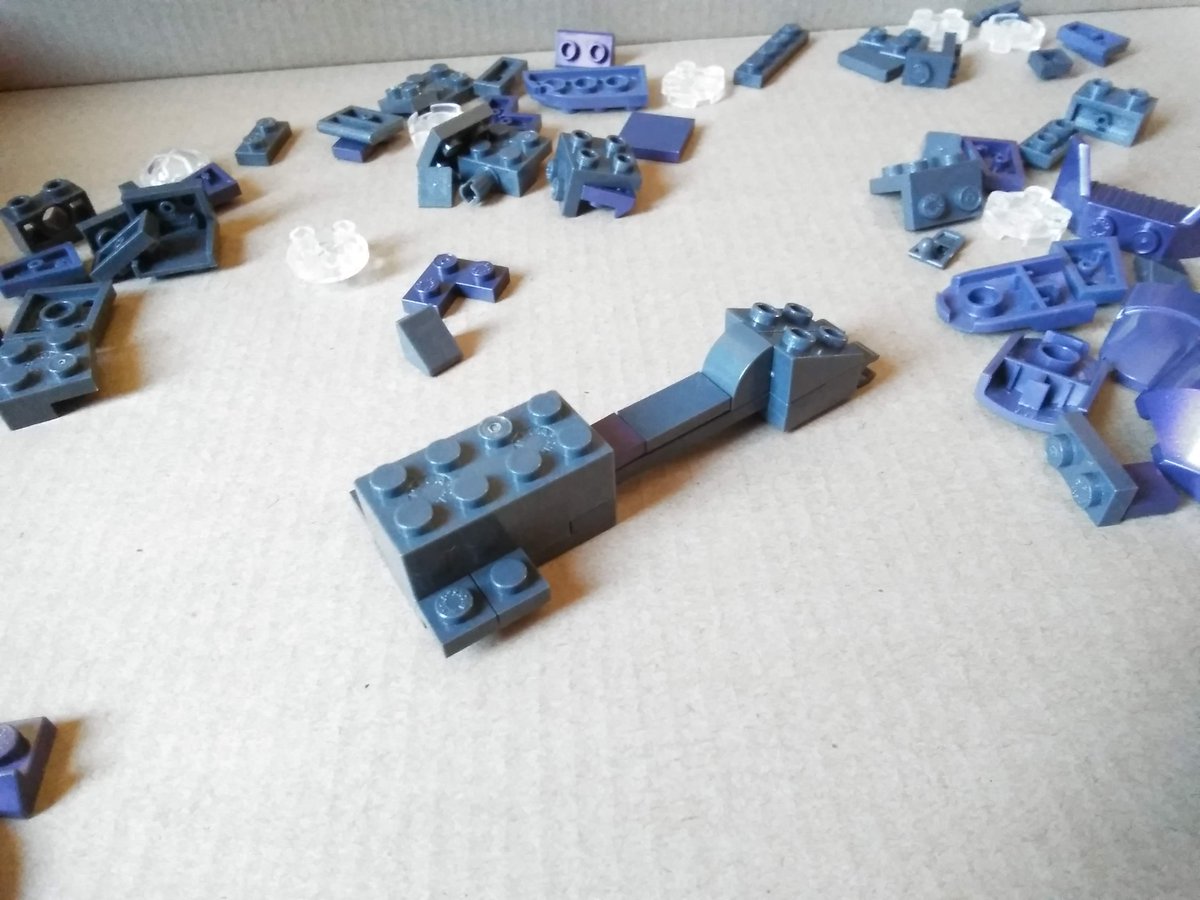 TheHaloDepot's tweet photo. This is going to be a quick one... Let's #BrickTogether the Covenant Ghost... #Halo #MegaConstrux https://t.co/wa9JPcCo81