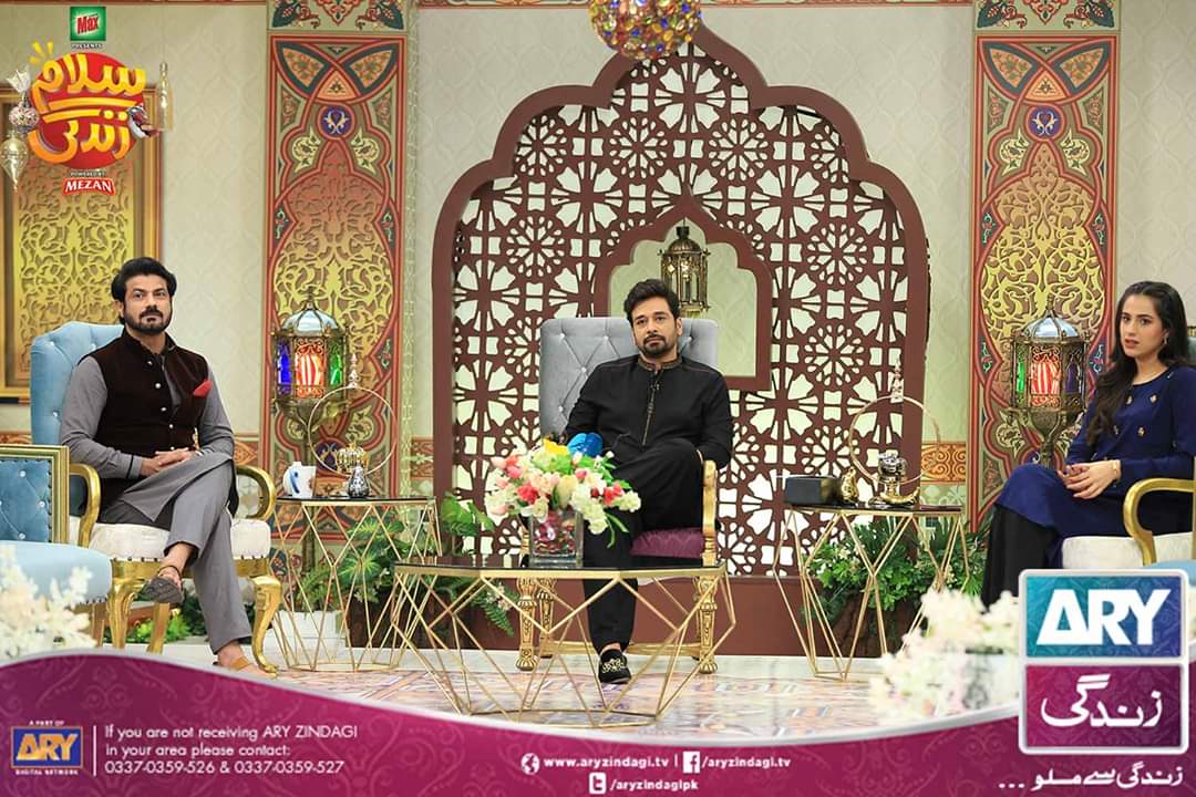 shenyfidai1's tweet photo. Watching my favourite show and host #FaysalQureshi β£
Best show with the best Person #ZindagisayMilo π
10th #Ψ±Ω
ΨΆΨ§Ω transmission π
@faysalquraishi #DesiMunda π€
#KingofHosting π https://t.co/pYFYaWqmxR
