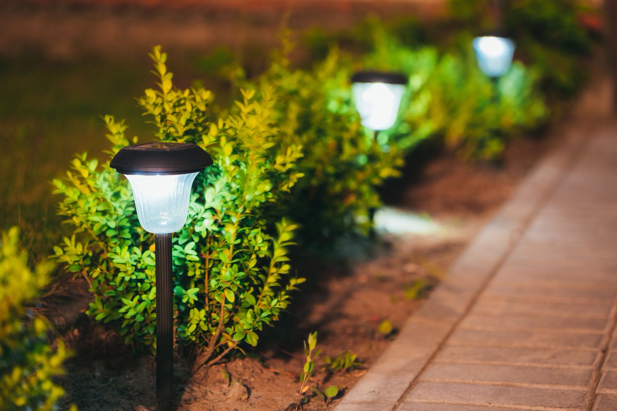 RacewayElectric's tweet photo. The spring weather is upon us and it's time for bbq's, cook-outs, and patio sitting! Amp up your backyard lighting this spring to have the best hangout spot all summer long! #OutdoorLighting #ICTLighting #ICTElectric #PatioLighting #Summer #Kansas #BBQ #Cookout https://t.co/MGYRsb5OEG