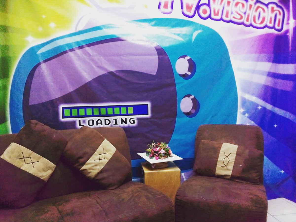 TvVision_'s tweet image. 🚨🚧🛑NUESTRO FORO YA CASI ESTA LISTO 
PARA EL GRAN ESTRENO, ESTE MIÉRCOLES 2️⃣9️⃣ DE MAYO EN PUNTO DE LAS 9️⃣:0️⃣0️⃣ PM.  🔥⚡NO TE LO PUEDES PERDER ⚡🔥
#TvVision 📺📡
#LaNuevaTelevisionDelEntretenimiento 
🗣️📲 COMPARTE 📲🗣️