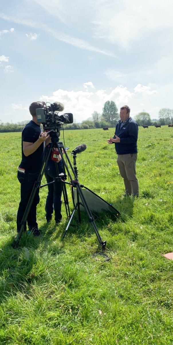 AliMHParker's tweet photo. Great day filming on @northmoormeatco farm for an upcoming ITV programme discussing red meat 🥩 we’re very lucky that we live in a country that produces food to some of the highest standards in the world 🌎 https://t.co/Xq5TrVU7kk