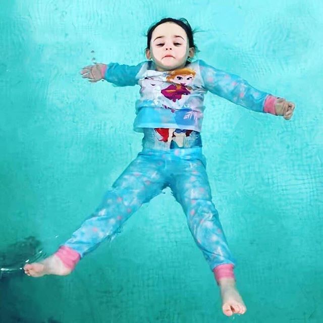 swimacademyne's tweet image. STAR FISH!

Being able to float on your back is an important personal survival skill. Much harder to do when wearing clothes! #pyjamaweek #swimacademy #watersafety #lovewatersafely #starfish #float bit.ly/2JKyuFa