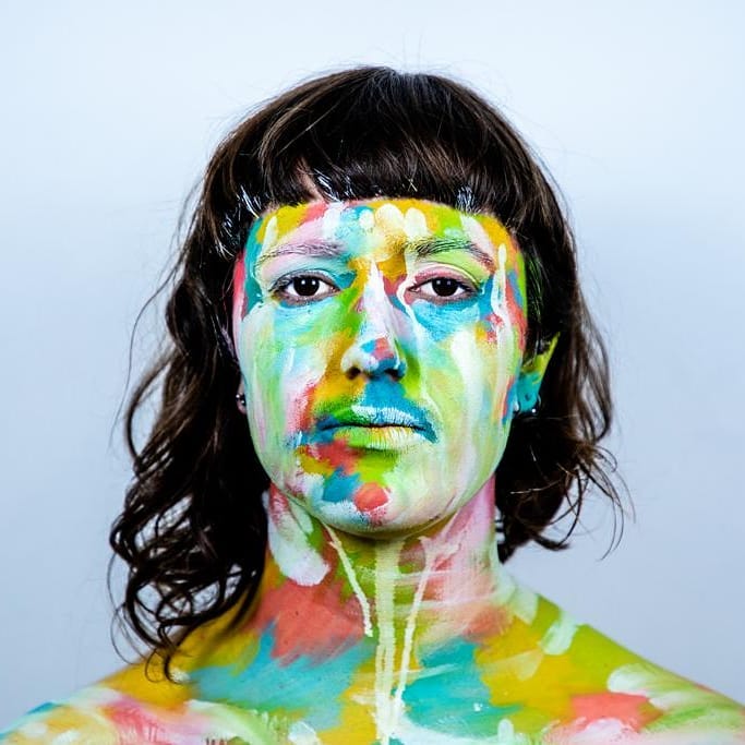 LiveListenShare's tweet image. Martha Hill packs a show-stopping delivery in her latest single, "Blindfold". The accompanying video is just as gorgeous, with a bevy of color and bare honesty. Catch the premiere exclusively with us!

bit.ly/plp_marthahillp