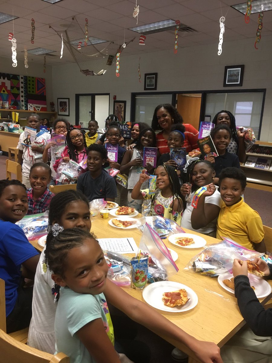 MilesESMedCtr18's tweet photo. When the students say ‘I’m going to read 75 books next year, cause this was the best day ever!’ Miles INT. 75 Book Challenge game truck/ slime making party!!! ⁦@apsupdate⁩ ⁦@APSMediaServ⁩ ⁦@AssocSupBattle⁩ ⁦@CarstarphenMJ⁩ https://t.co/xtpgPMywOG