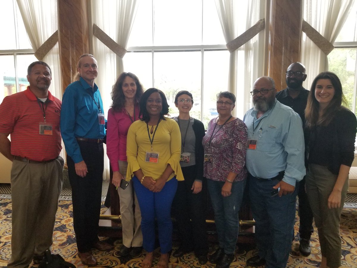 jthawkin's tweet photo. It's exciting to be in Chicago @ the South Shore Cultural Center with this great group of folk from NC learning about the transformative power of procurement to achieve a healthy, just and sustainable food system! #GoodFoodPurchasing #SupportLocalFarmers
#NCCohort https://t.co/a2mLrXiQut