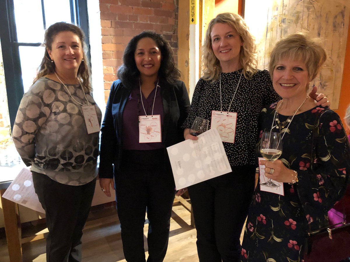 #Change has been part of my mandates throughout my career. Learn how leading authentically, learning from mistakes and taking risks has allowed me to become increasingly resilient. #ProudtoWorkatBMO #leadwithcourage #resilience linkedin.com/in/lynnroger/