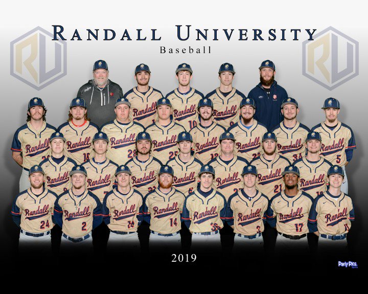 RU_Baseball17's tweet photo. Heading to the dance 🎉🎉🎉 https://t.co/NJqXOLHNsf