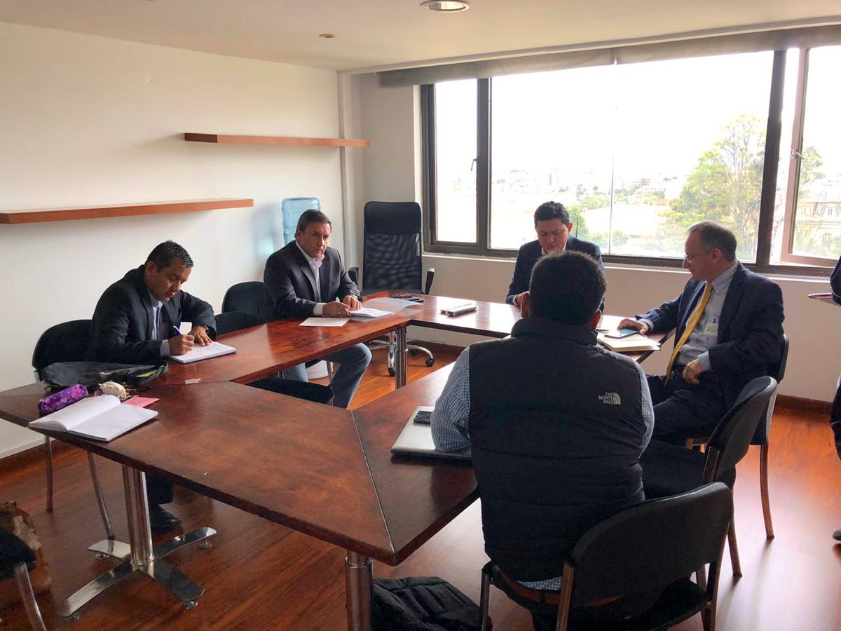 JimmyDiazB's tweet photo. Estuvimos reunidos conversando con el Viceministro de Transporte Juan Camilo Ostos Romero y nos comentó que visitará el Bajo Putumayo en los próximos días. Revisará la navegación de los ríos Putumayo, Caqueta y los respectivos muelles. https://t.co/YL2hi1ssuI