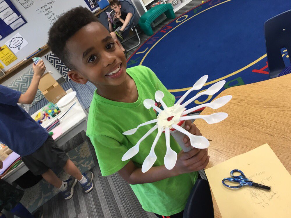 So...... let’s TEST this seed dispersal design! <a href="/MrsAbrahamco/">Nancy Abraham</a> <a href="/theSMSD/">SM School District</a> <a href="/BelinderPTA/">Belinder PTA</a> @PrincipalYeoman