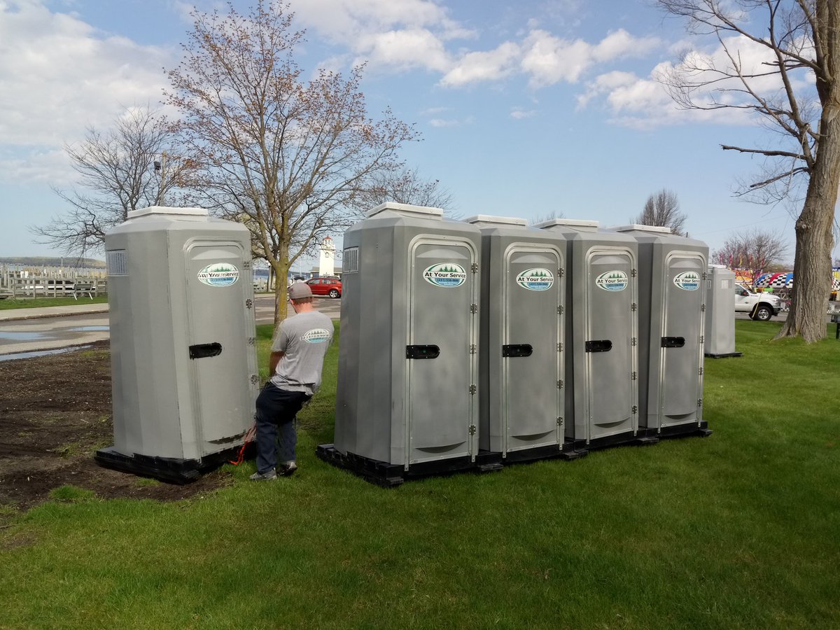 AtYourServiceP1's tweet photo. Mushroom Festival set up 2019. https://t.co/lv7C9jZOEe