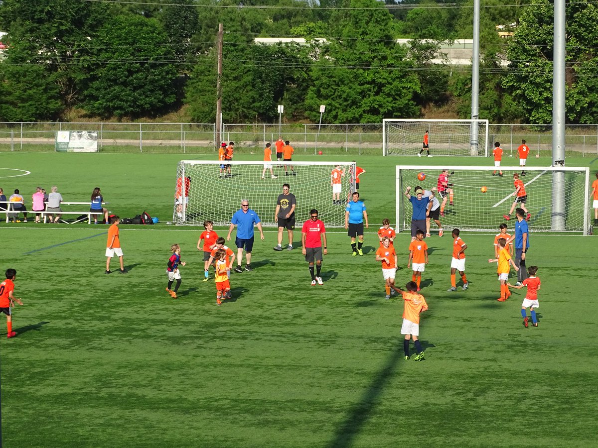 HouDutchLions's tweet photo. Parents vs Players to end of the season is always fun! Check all the photos here: https://t.co/JNBMVmRKAF https://t.co/i9oh8NUP3F