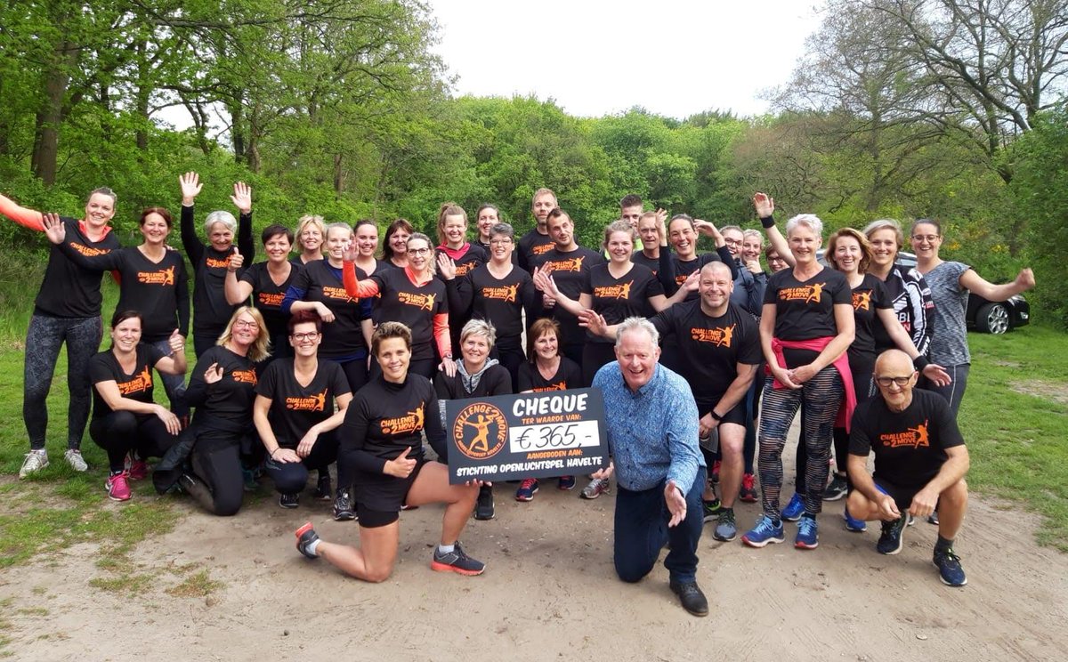 Havelte's tweet photo. Bedankt @Challenge2move 🏃🏼‍♂️🏃🏻‍♀️voor dit mooie bedrag!! Daar zijn we als Openluchtspel Havelte superblij mee.
⬇️⬇️ https://t.co/E7HvYfNetY