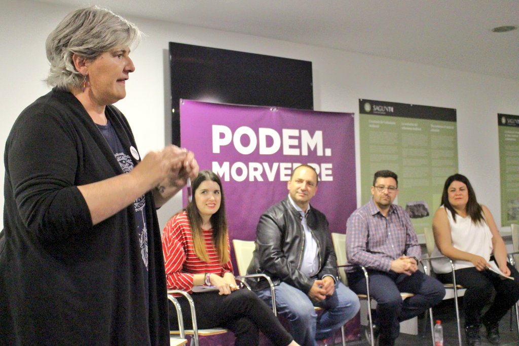 PodemMorvedre's tweet photo. «Como sociedad tenemos 2 opciones: o construir muchos puentes para que la gente viva debajo o hacer cumplir el art. 47 de la Constitución Española con una Concejalía de Vivienda en nuestro Ayuntamiento» @amaiuka072

#LaCiudadQuePodemosSer https://t.co/qE0KzuOLRb
