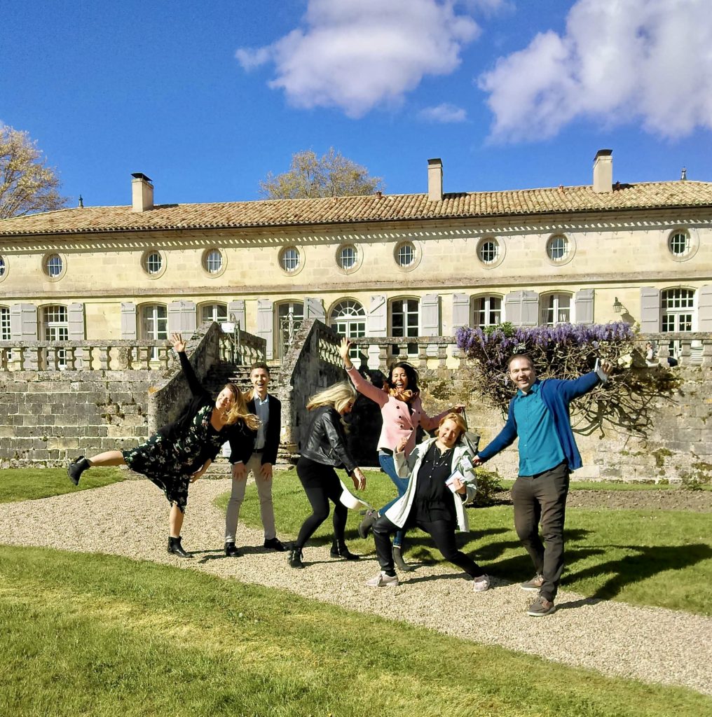 MillesimaENG's tweet photo. #Primeurs2018 #MillesimaBA18
Read all about the "powerful yet playful" 2018 vintage of Bordeaux En Primeur in this fascinating article by Ryan O'Hara of @TheFermtdFruit, one of the winners of last year's Millesima Blog Awards. https://t.co/dvufVTusre https://t.co/sg4TUzTsAA