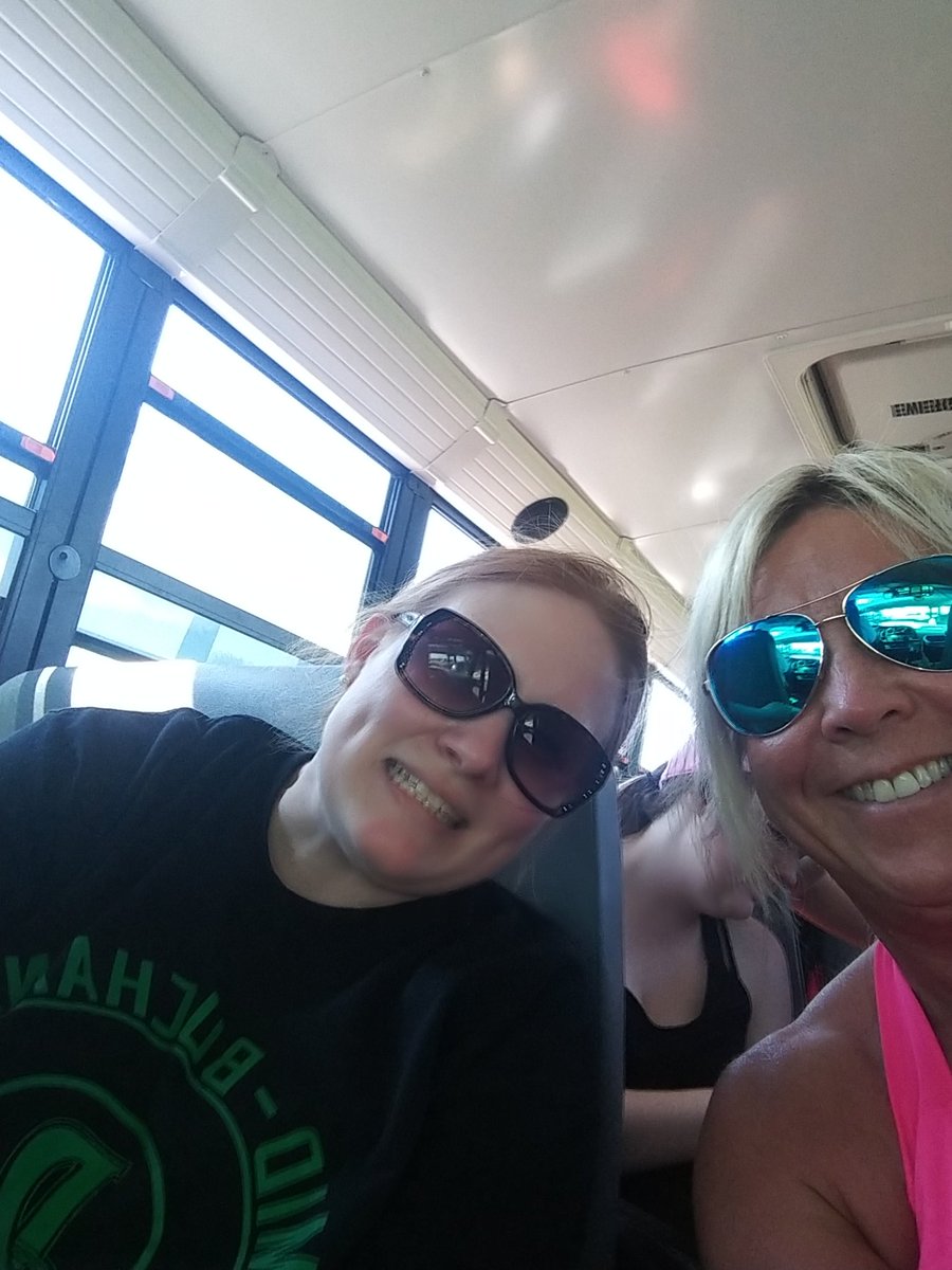 MsMaP2's tweet photo. A successful day.... tired seniors and 2 sponsors that survived @MBDragonSports #zipkc and #TopGolf. https://t.co/4Ymbt5HwCD