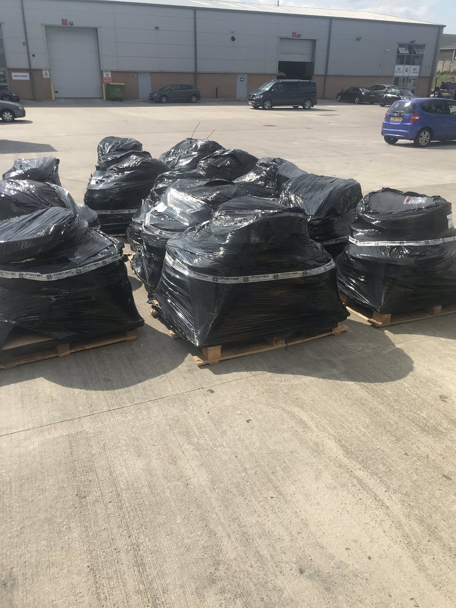 phase3cable's tweet image. Love event season, 32 sets of 120mm off out on hire.