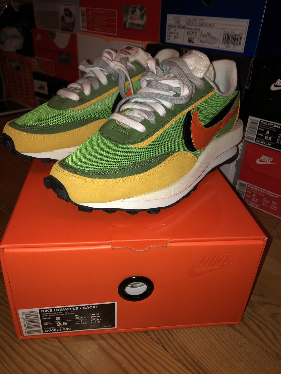 45. Nike LDV Waffle Green Gusto x Sacai