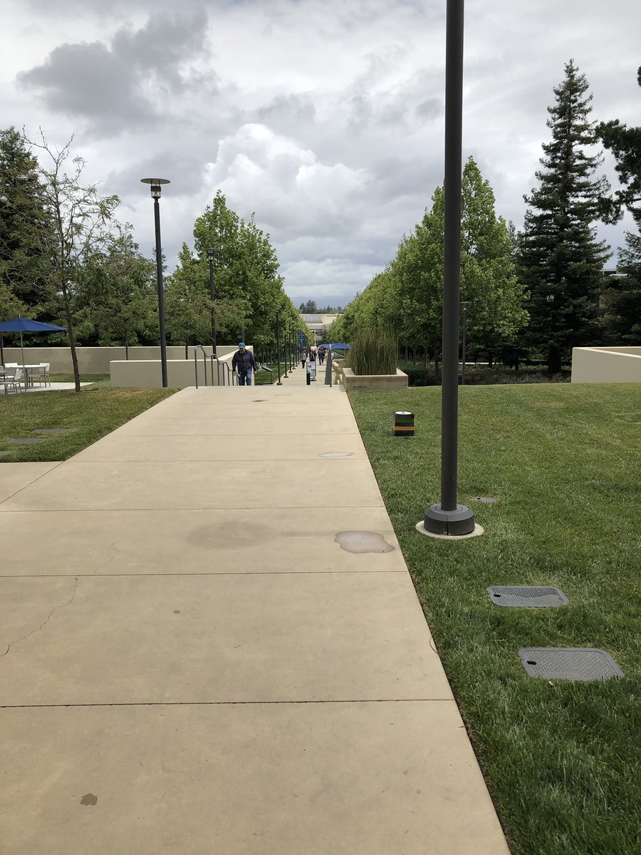 TS_Curtis's tweet image. Heading home after a great week @VMware HQ learning about SDDC and the exciting times ahead #vmwarevsan #CloudFoundation #VMwareCloudonAWS