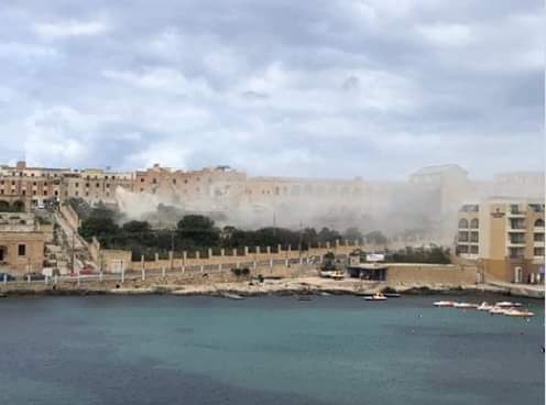 CauchiPd's tweet photo. 6 star tourism they say.
Pull the other one.

(Photo : Claire Bonello)
#MEP2019 
#MEPcandidate 
#taloranġjo
#pajjiżnafqalbna
#RiedaTajba https://t.co/qXT3HxAKan