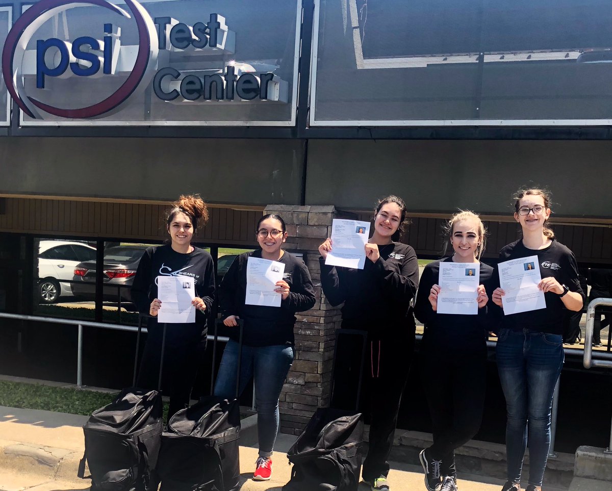 NISDCosmetology's tweet image. ....Results are in! 💯💯💯 when you overcome obstacles and persevere the victory is that much sweeter! This group brought it today👏🏼👏🏼👏🏼 #SUCCESS #LicensedToCreate #LICENSED #Professionals @JMSteeleAHS @NisdCTE @MrsFowlerCTE @NorthwestISD @MrsLochridgeCTE