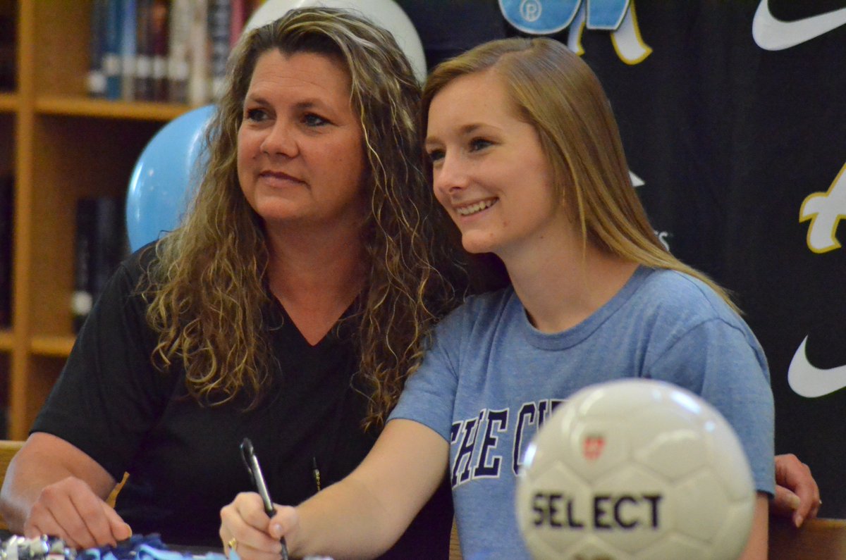 SStrandSports's tweet photo. Earlier this afternoon, @andrewssoccer senior Elissa Reckdenwald officially committed to play soccer at The Citadel. She becomes the fourth Andrews girls soccer player under coaches Shane and April Maglich to sign with a college program. https://t.co/DI1nc3qAfX