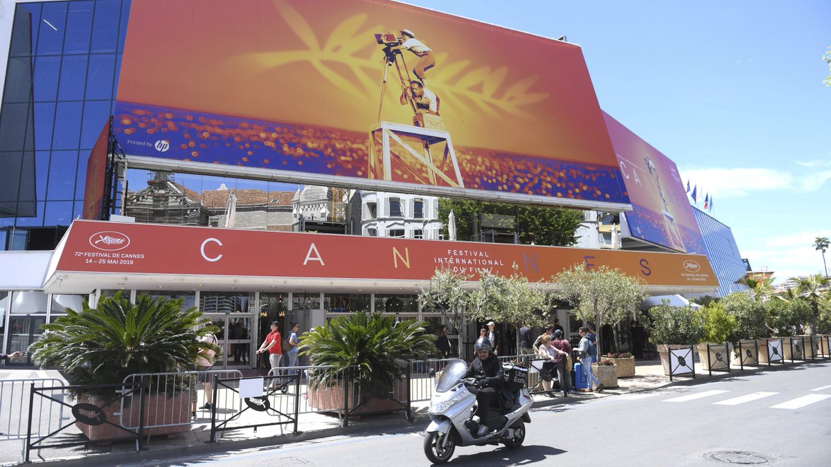 We proud to be at the Festival de Cannes with TriCoast Entertainment who will be representing us to the worldwide film market! If you're in Cannes for the festival come to Riviera D3 and say hi!

  #WoodstockorBust #60sfilm #Cannes #roadtrip