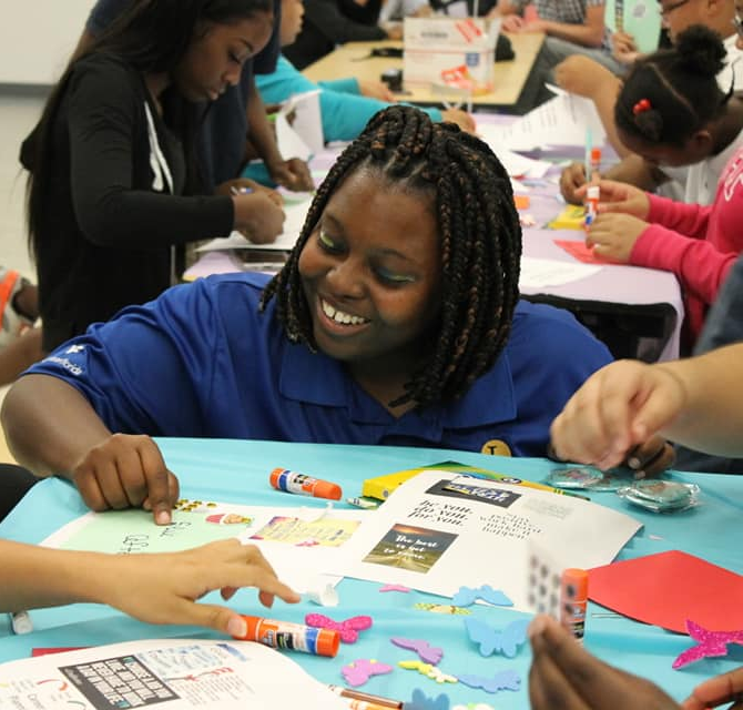 BBCityLibrary's tweet photo. Congrats to our @AmeriCorps #volunteer Tia for completing her @VolunteerFla #LeaderCorps service project! Anyone who's come for homework help with Tia knows she's a natural teacher - makes sense she'd teach girls all about self-love! @lacpbc @GalaxyE3Elem #BoyntonBeach https://t.co/dhaDEHOIlY