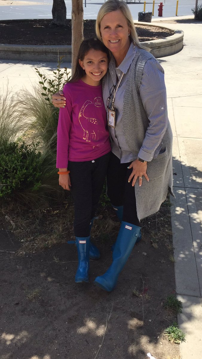 Putting our best foot forward! #TREgrit <a href="/kathidenny/">Kathi Denny</a>