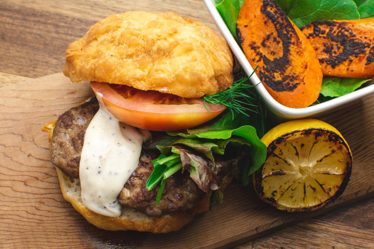 The long weekend is almost here and we can't wait to see you all at the Victoria International Marina this Saturday!

Serving crowd favourites (Bannock, of course) and some new specials.