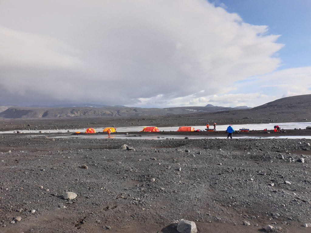 Epilogi/epilogue avotunturit.fi/epilogi-epilog…