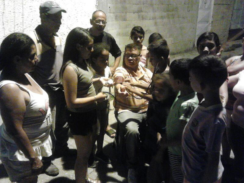 Pcivil_aragua's tweet photo. #Hoy Nuestros Funcionarios ejecutaron una capacitación sobre Primeros Auxilios.
#LaPrevenciónEsNuestraLabor #SoloQueremosSalvarVidas https://t.co/cT65WIPOV2