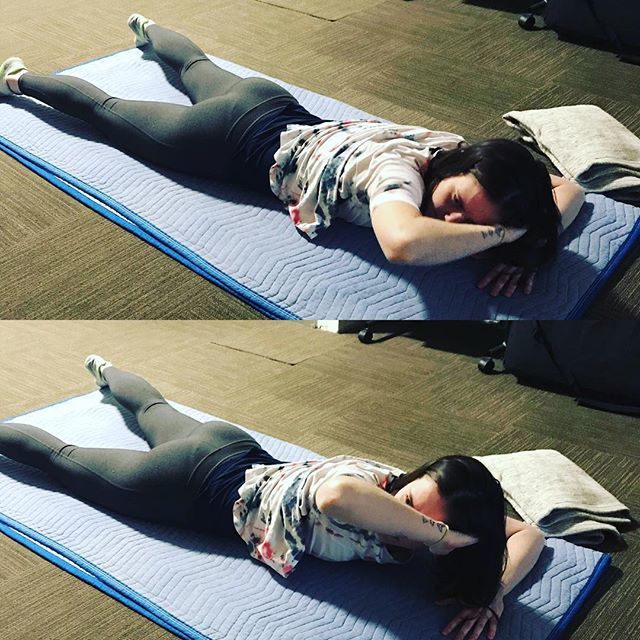vivitherapy's tweet photo. This lesson provided some self help for individuals lacking connection between head and shoulder rotation and what was simultaneously needing to happen optimally in the opposite leg and pelvis.  Join us this Saturday for our weekly Feldenkrais awareness through movement less… https://t.co/sq5KXxEHAb