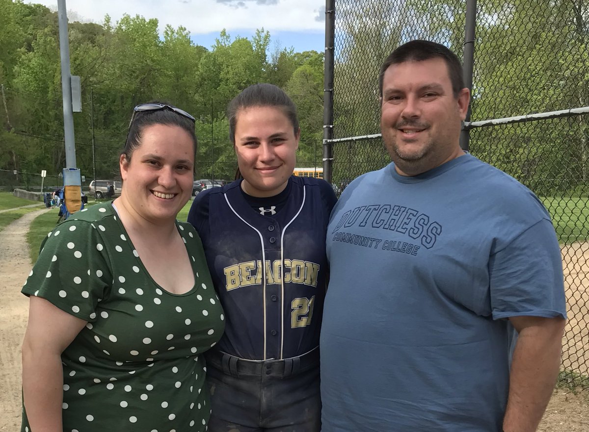 Captain Lia Muscat is going to DCC!! It has truly been an honor coaching you! We are incredibly proud of the young woman you are on and off the field! Always follow your hopes and dreams! We will miss you! Good luck!! <a href="/BCSDBulldogs/">Beacon Athletics</a> <a href="/RAsoftball3517/">Rachel Antalek</a>